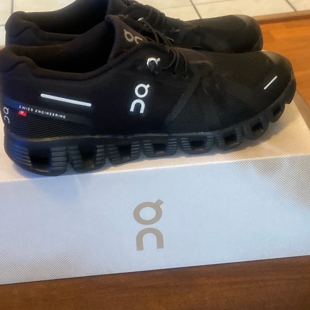 On Running Men's Black Cloud Sneakers